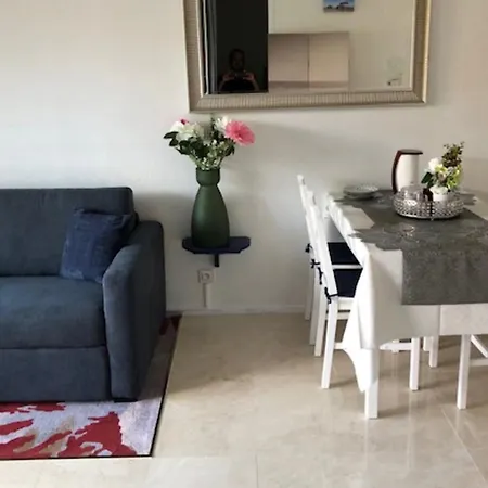 Beautiful 2 Steps From The Apartament Arcachon