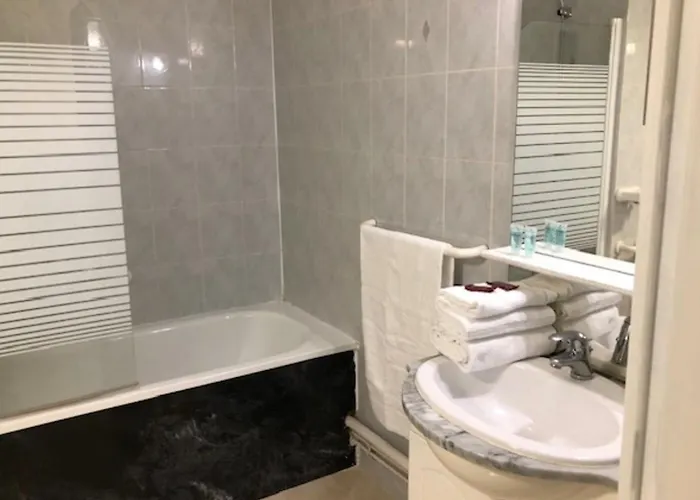 Beautiful 2 Steps From The דירה ארסשון